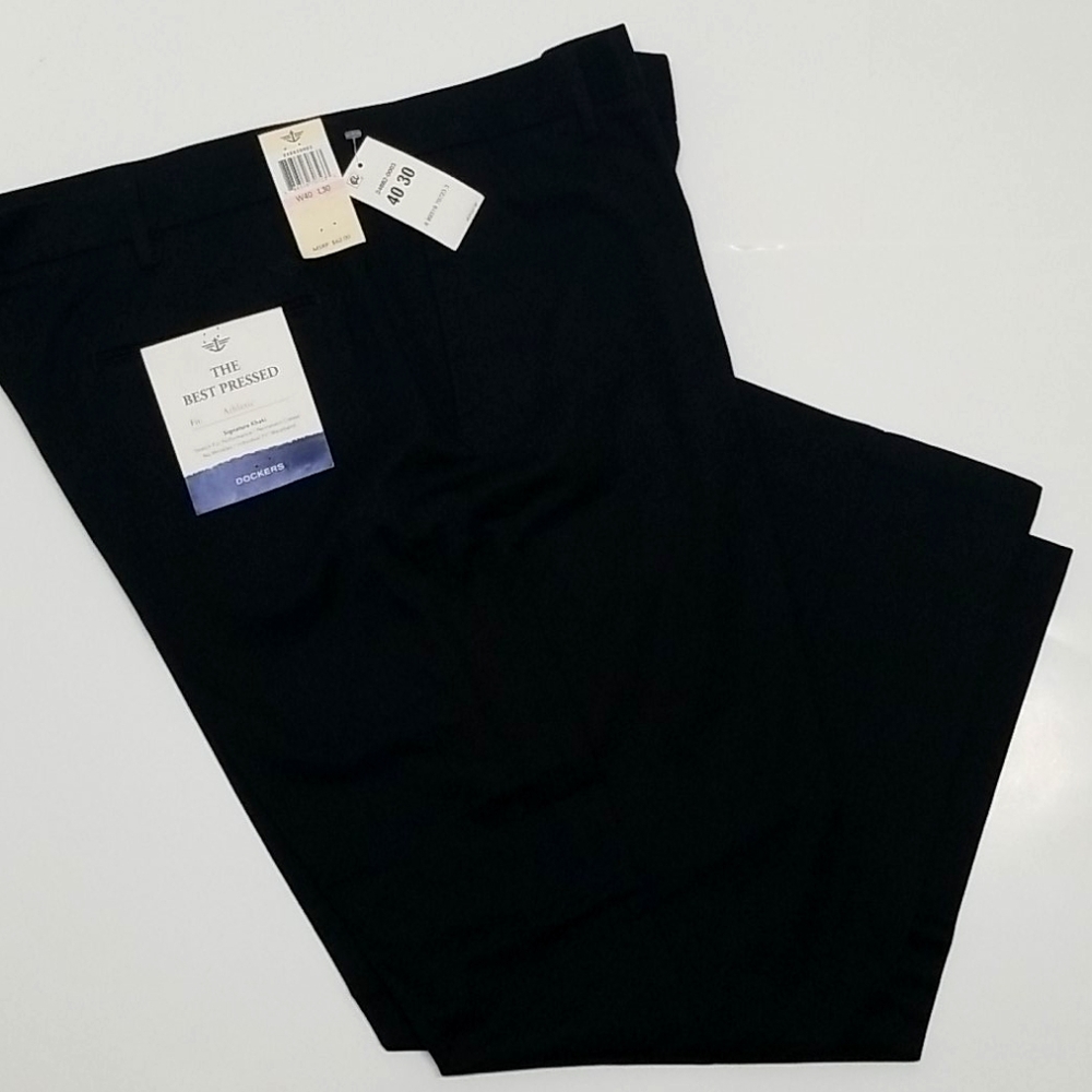 NWT Men's Casual Dress Dockers Signature Khaki Athletic fit pants 40 x 30